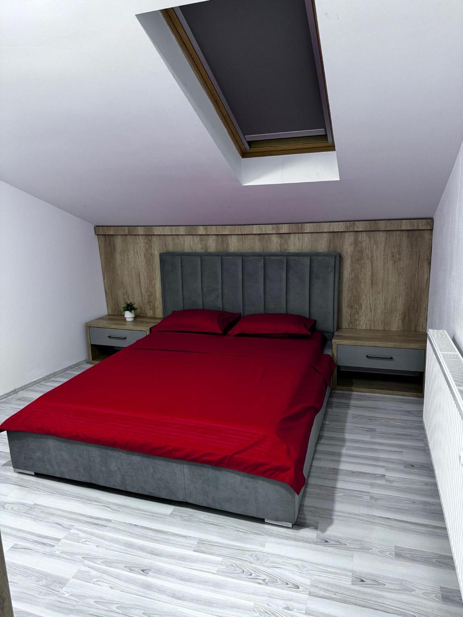Whitehouse2 Apartment Арад Екстериор снимка