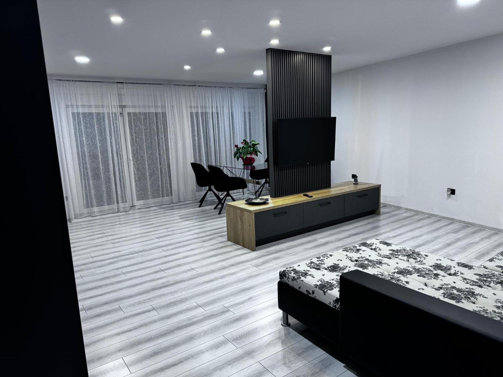 Whitehouse2 Apartment Арад Екстериор снимка